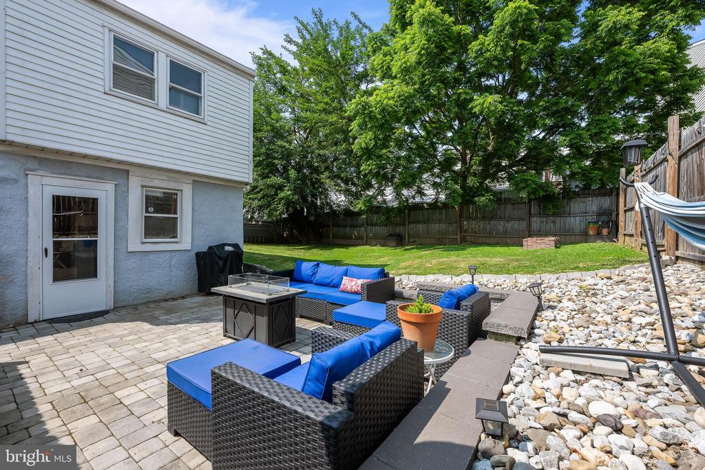 1105 BROWN STREET