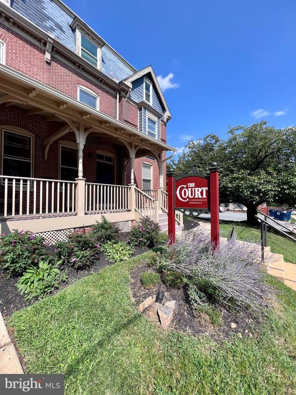 1303 W 13TH STREET 6