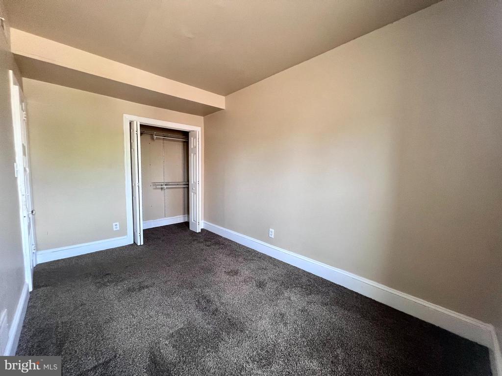 1303 W 13TH STREET 6