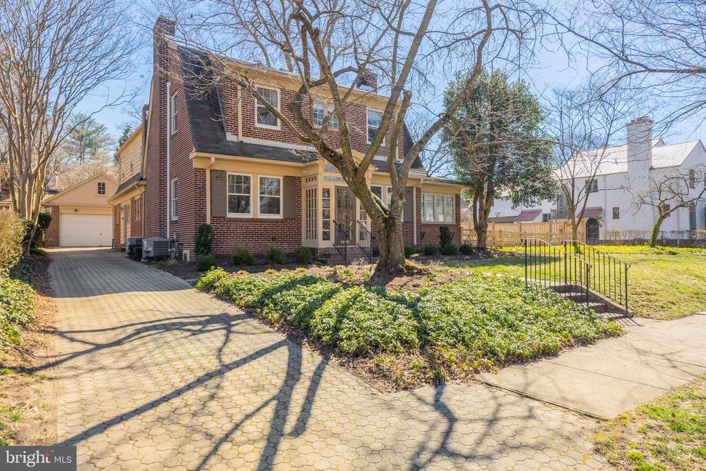 732 NOTTINGHAM ROAD