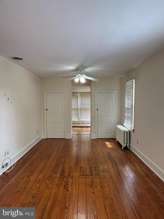 2401 W 18TH STREET