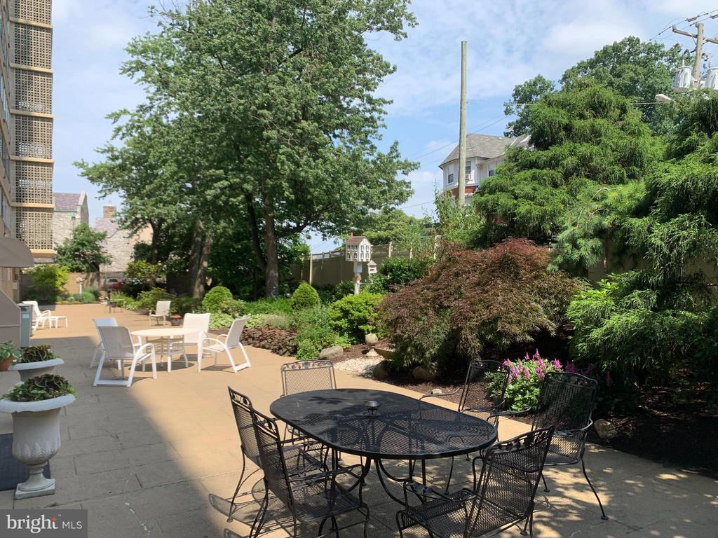 1401 PENNSYLVANIA AVENUE 405