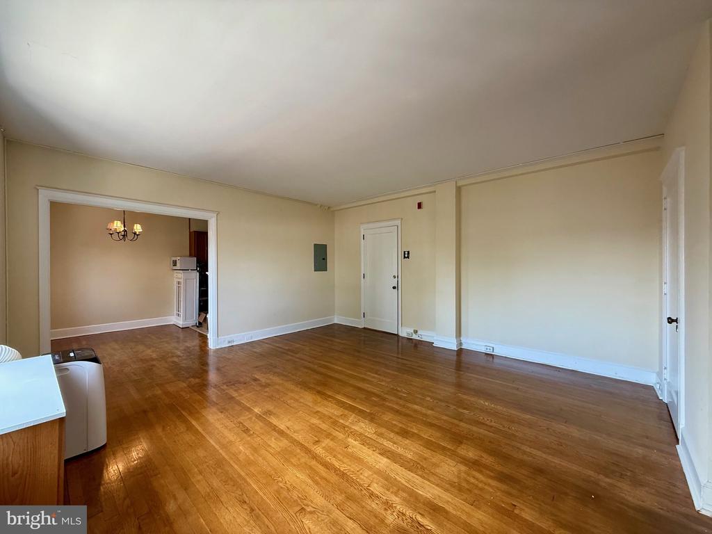 1305 N BROOM STREET 312