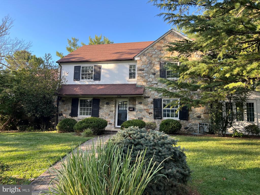 105 OXFORD PLACE