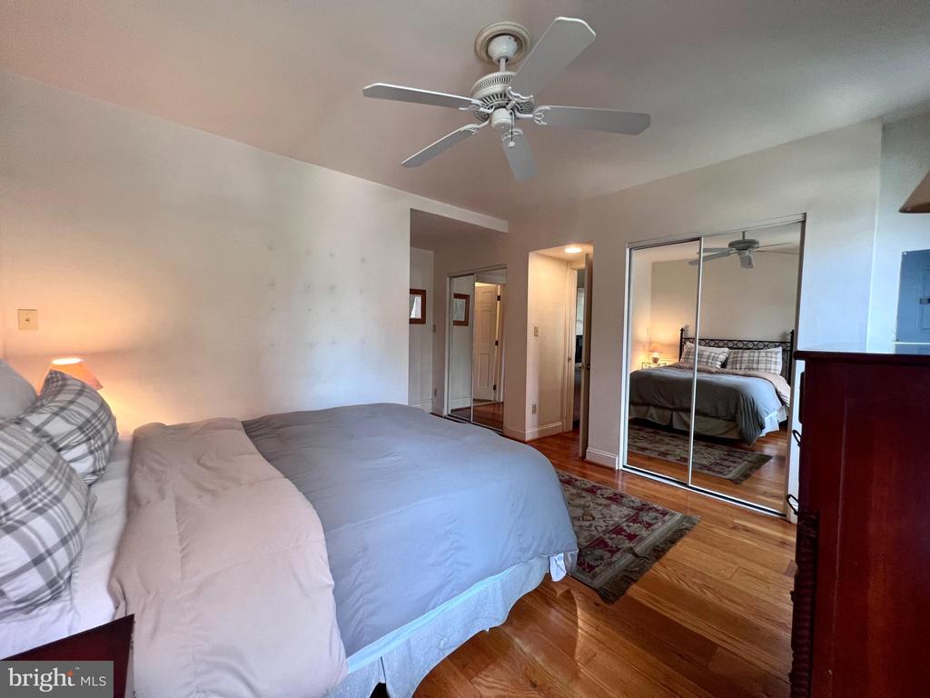 1215 GILPIN AVENUE 1