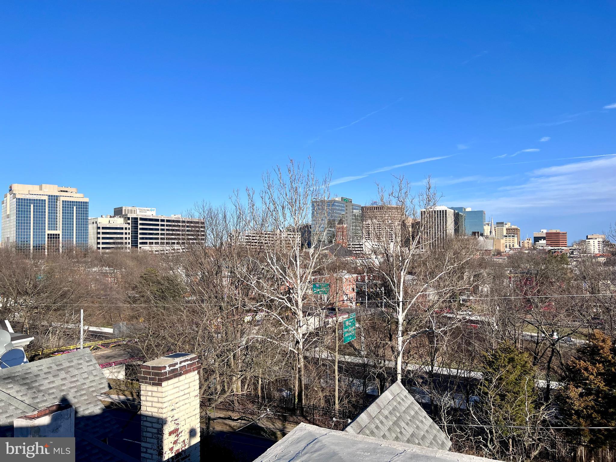 819 N JACKSON STREET 2