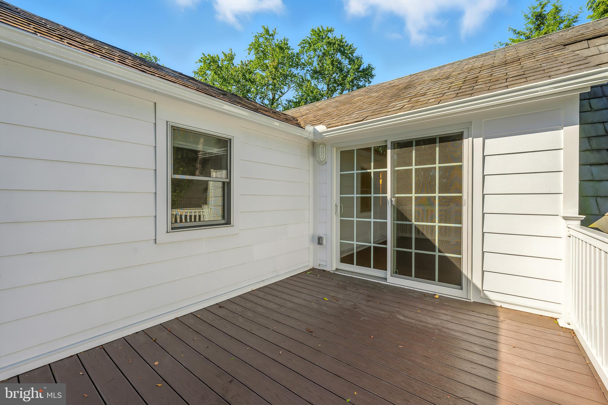 22 CENTER MEETING ROAD B