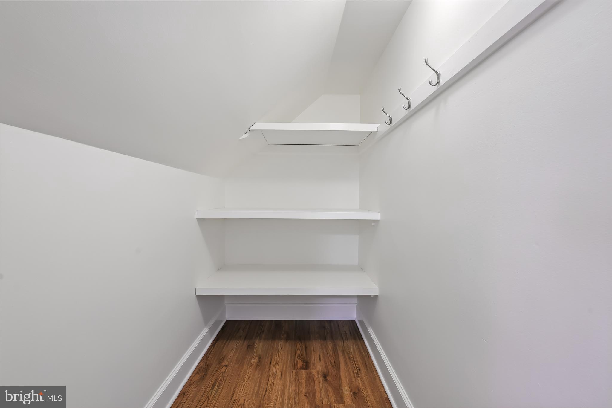 22 CENTER MEETING ROAD B