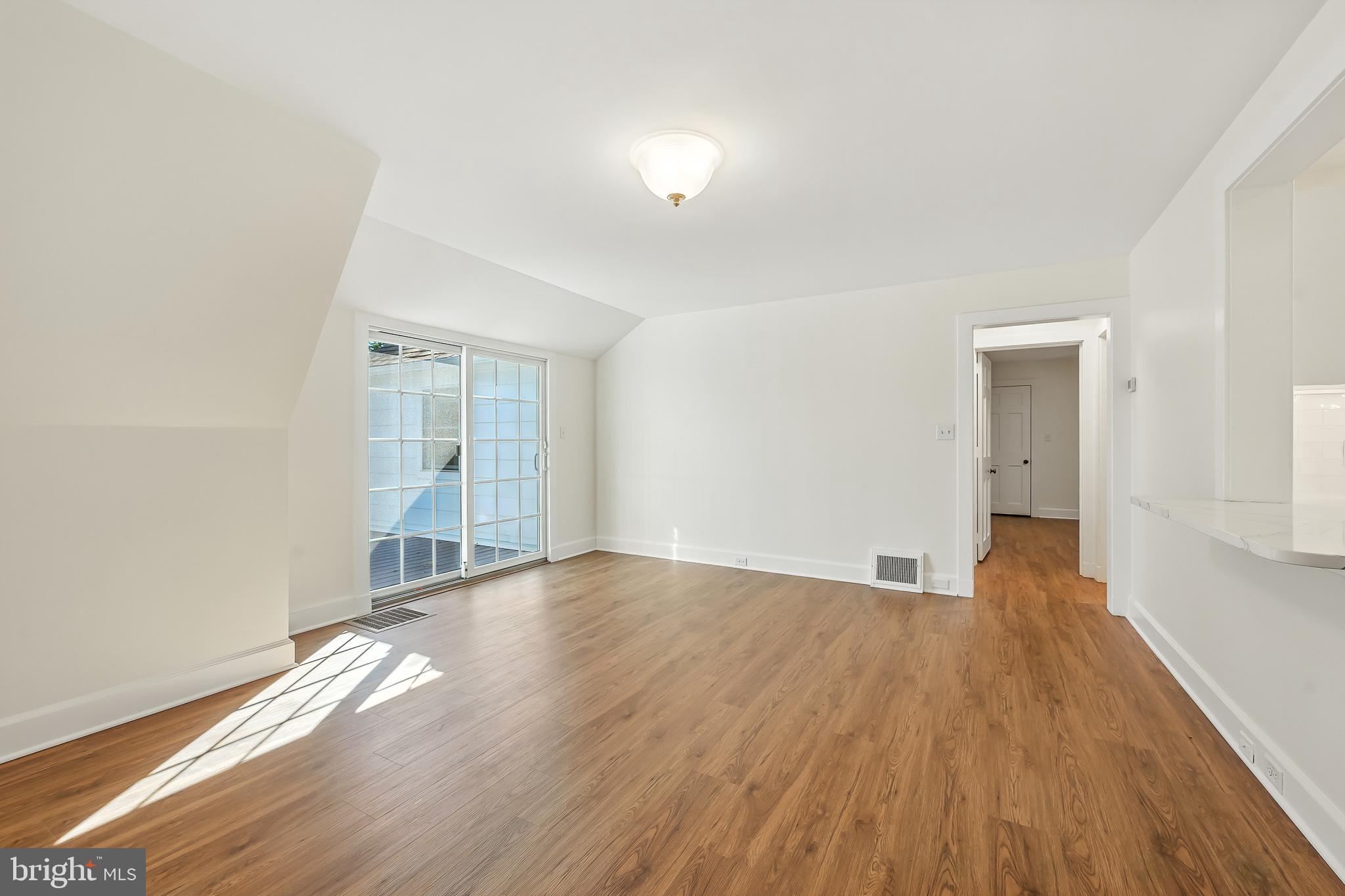 22 CENTER MEETING ROAD B