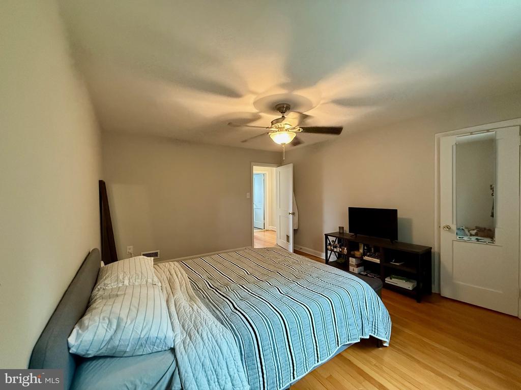 1402 STAPLER PLACE