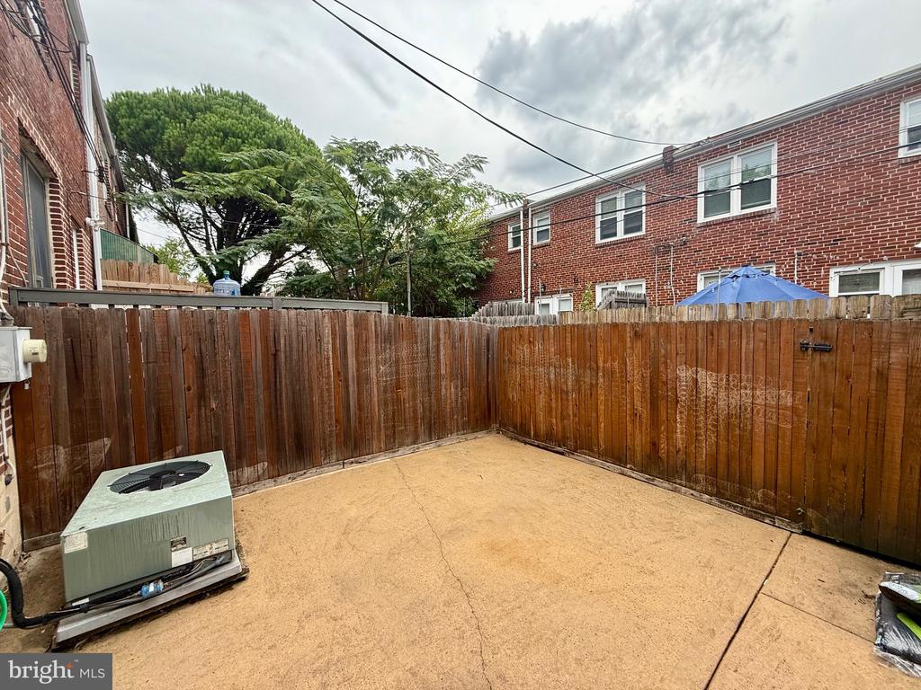 1402 STAPLER PLACE