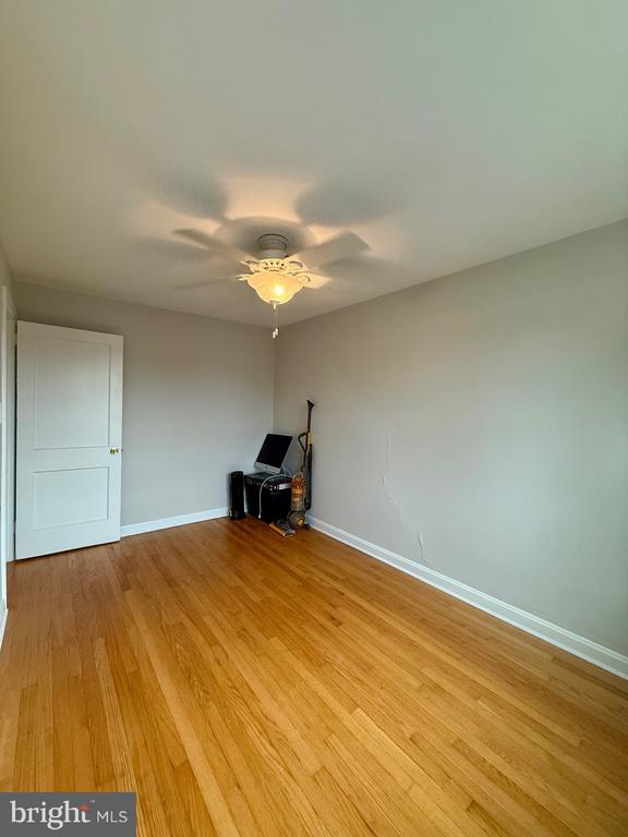 1402 STAPLER PLACE