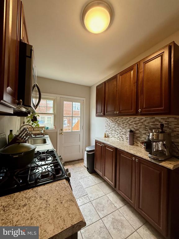 1402 STAPLER PLACE