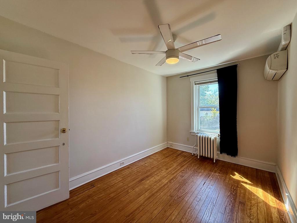 1704 W 14TH STREET