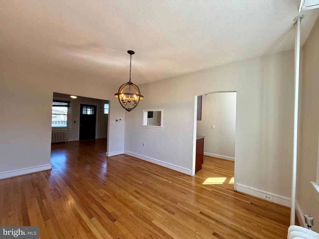 1704 W 14TH STREET