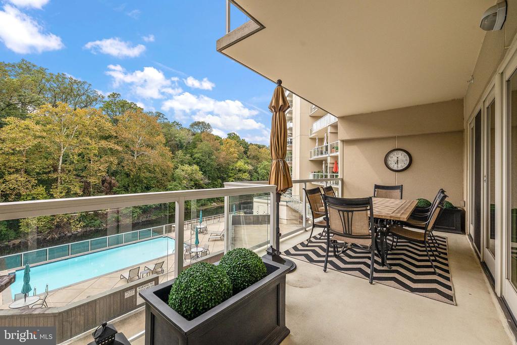 1702 N PARK DRIVE Unit: 25