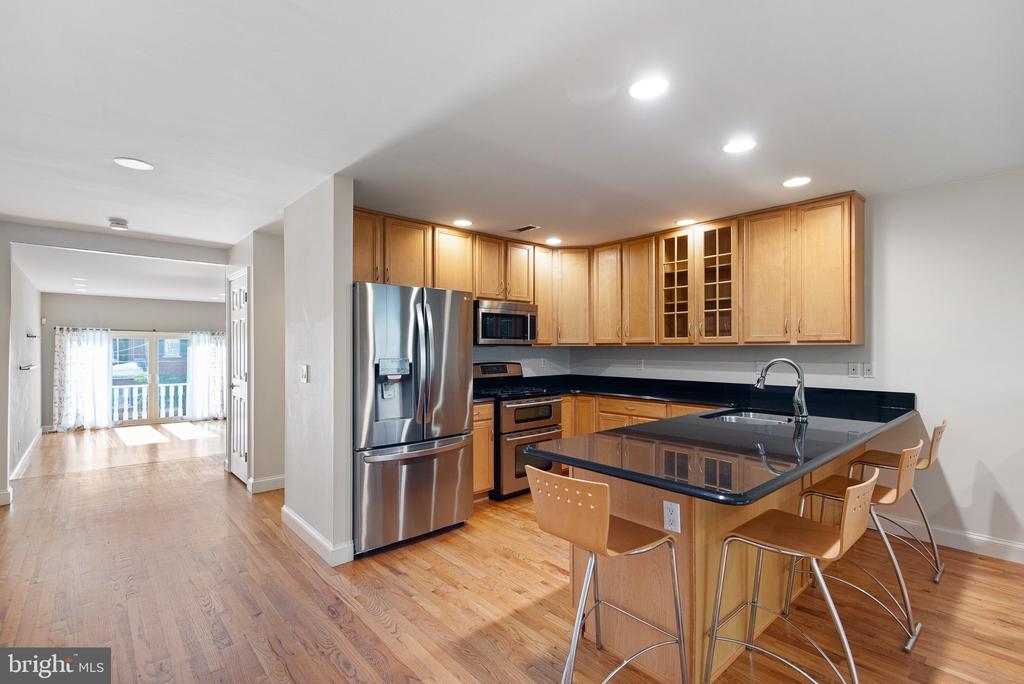 1411 N FRANKLIN STREET