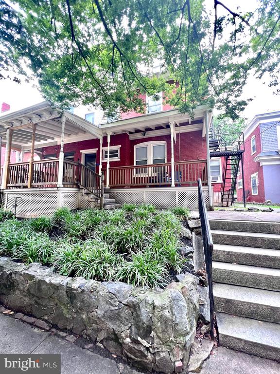 1209 GILPIN AVENUE 3