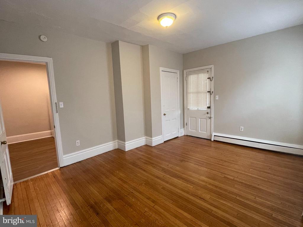1209 GILPIN AVENUE 3
