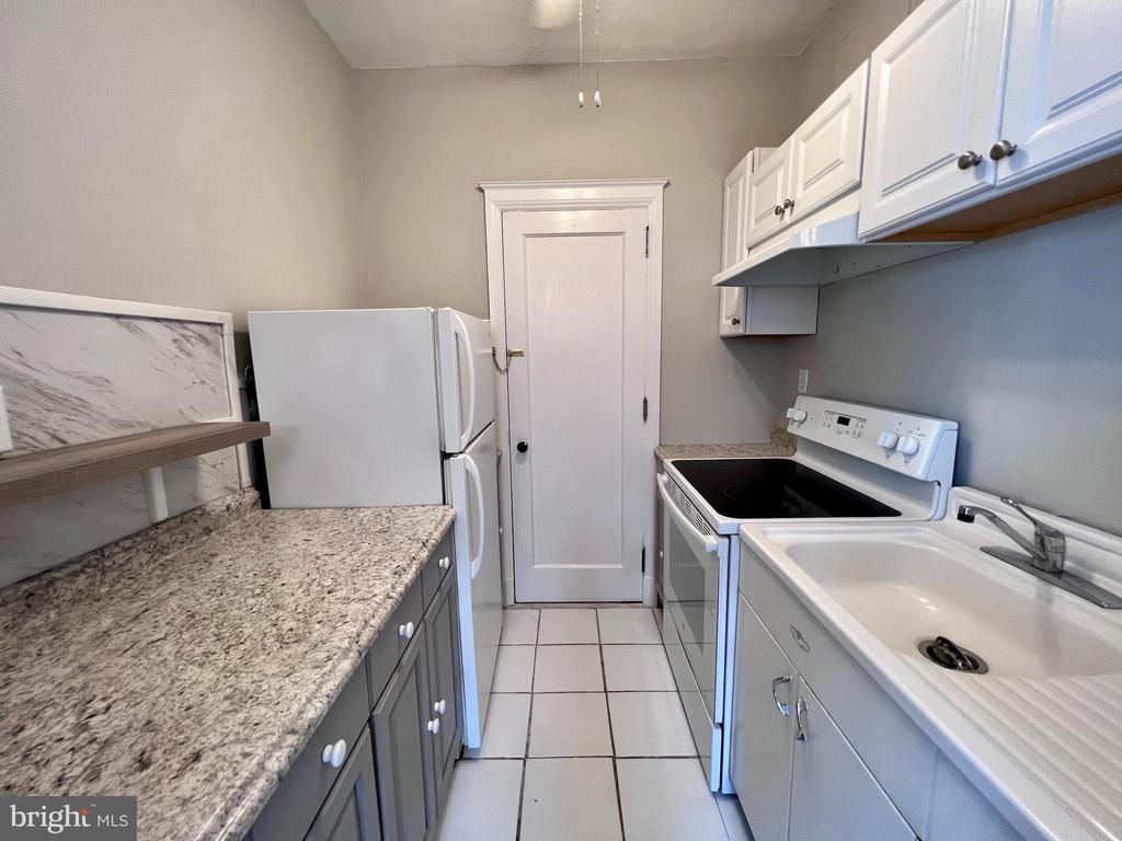 1305 N BROOM STREET 413