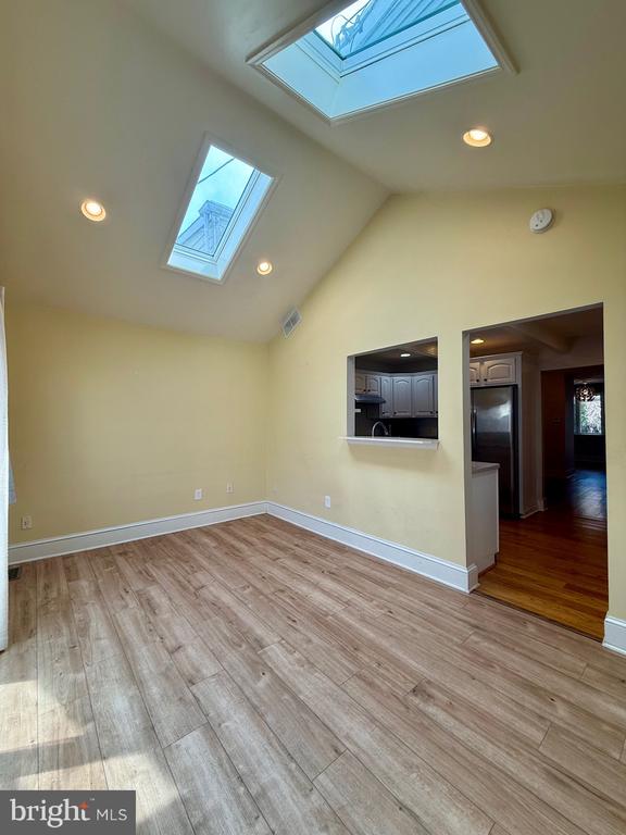 2623 W 18TH STREET