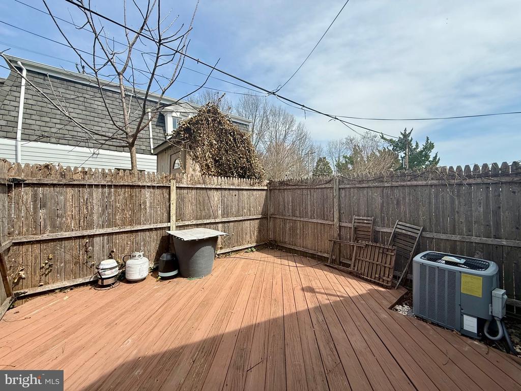 2623 W 18TH STREET
