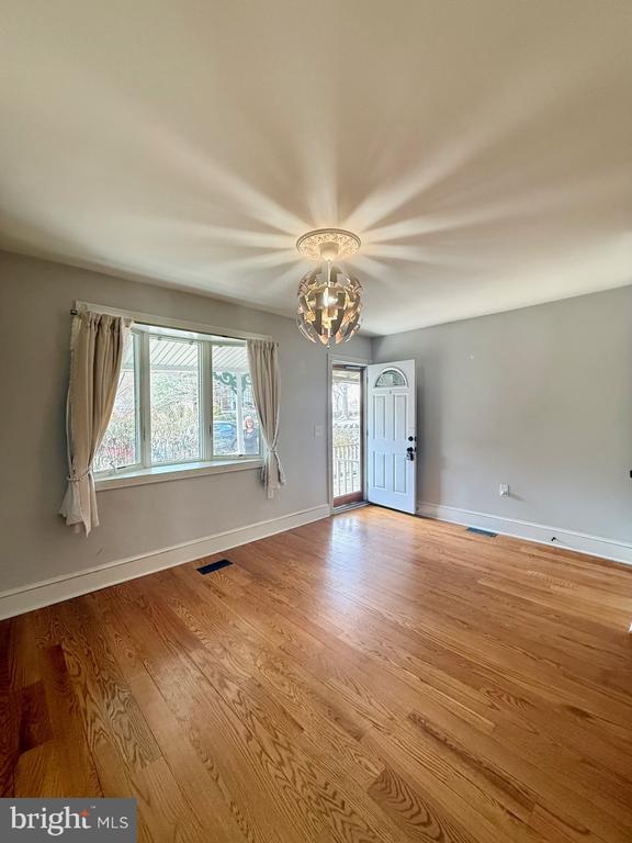 2623 W 18TH STREET