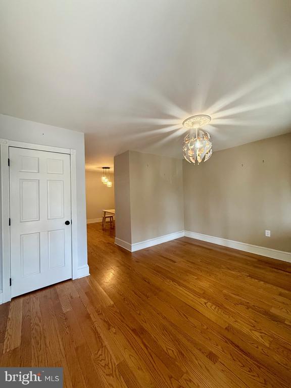 2623 W 18TH STREET