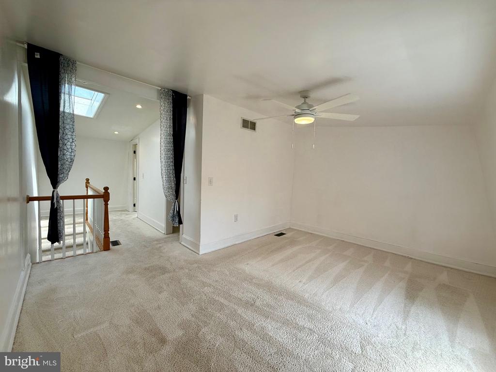 2623 W 18TH STREET