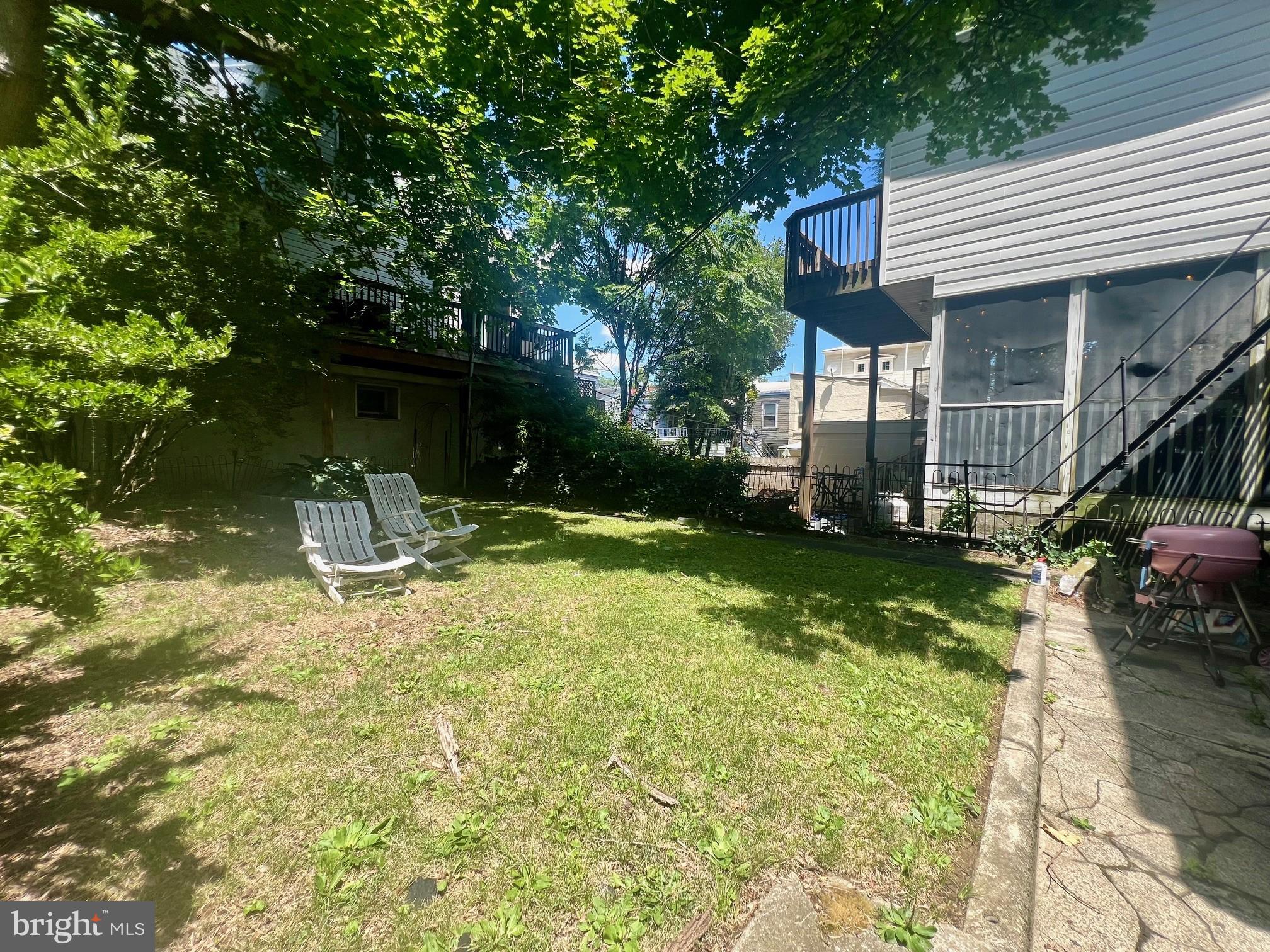 1509 N FRANKLIN STREET 2