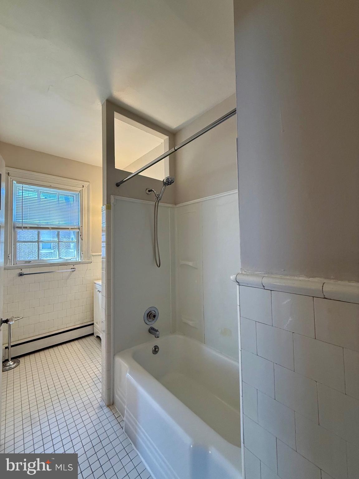 1503 N BROOM STREET 2B