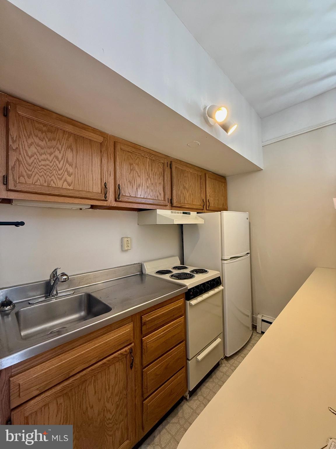 1503 N BROOM STREET 2B