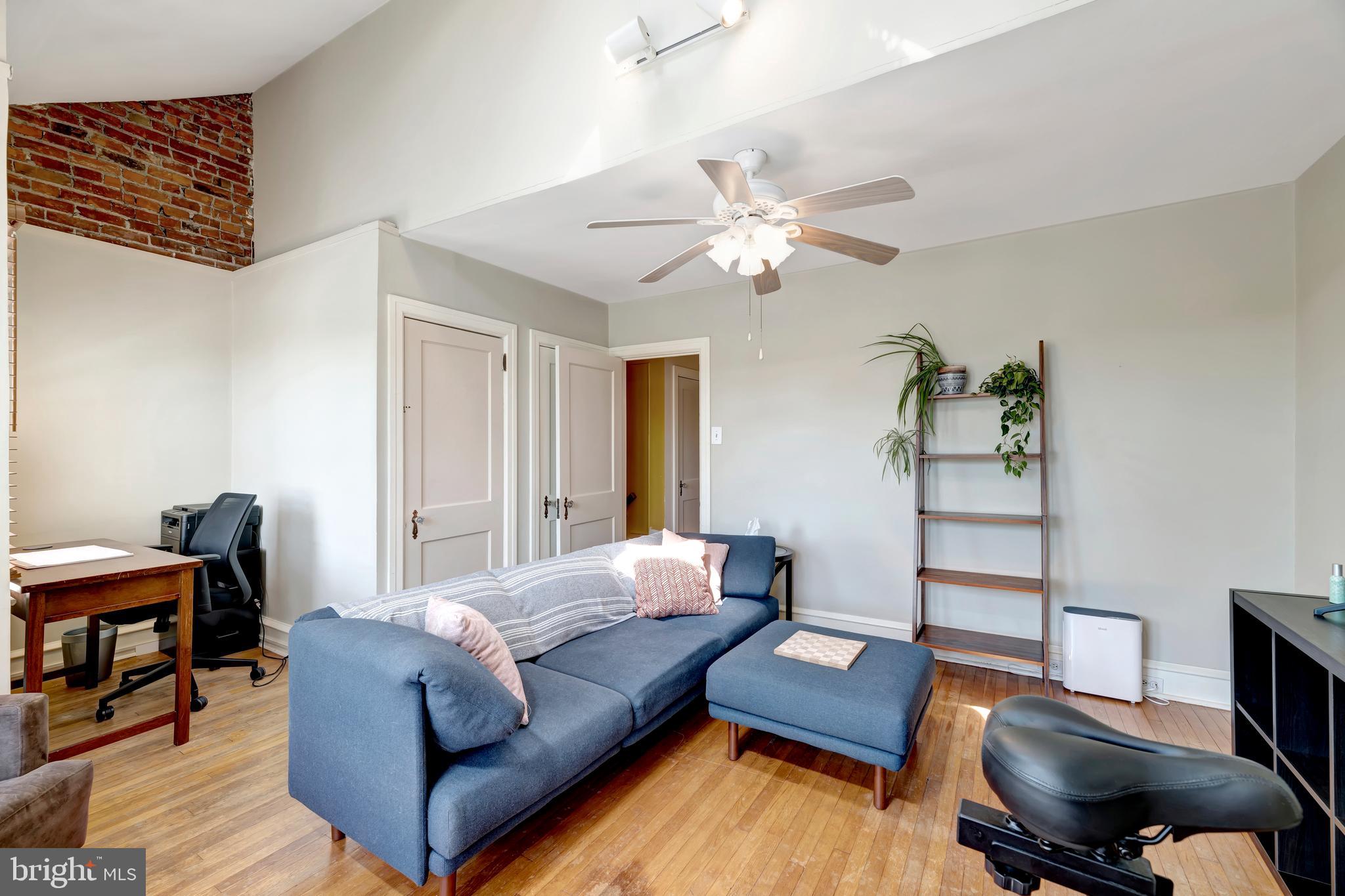 817 N HARRISON STREET