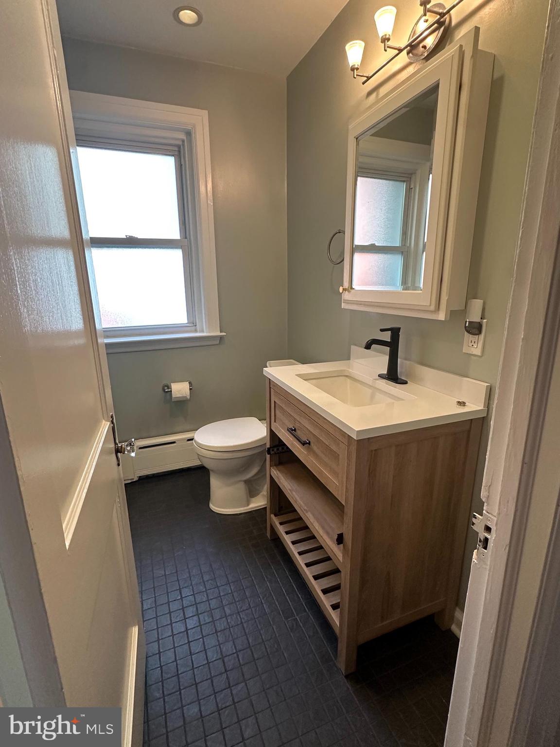 817 N HARRISON STREET