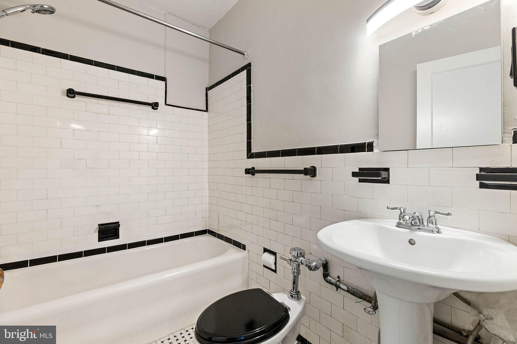 1305 N BROOM STREET 106