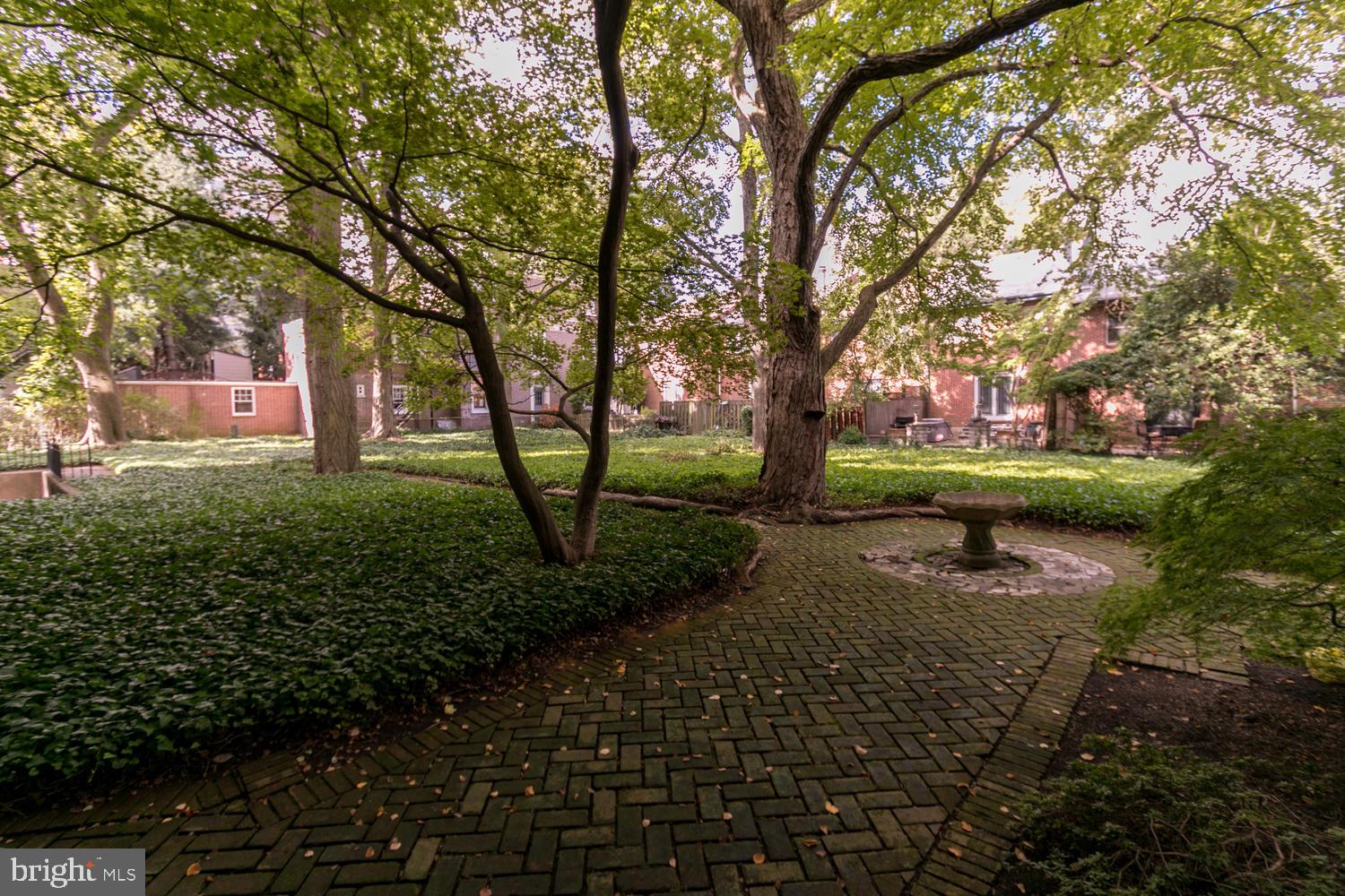 1305 N BROOM STREET 106