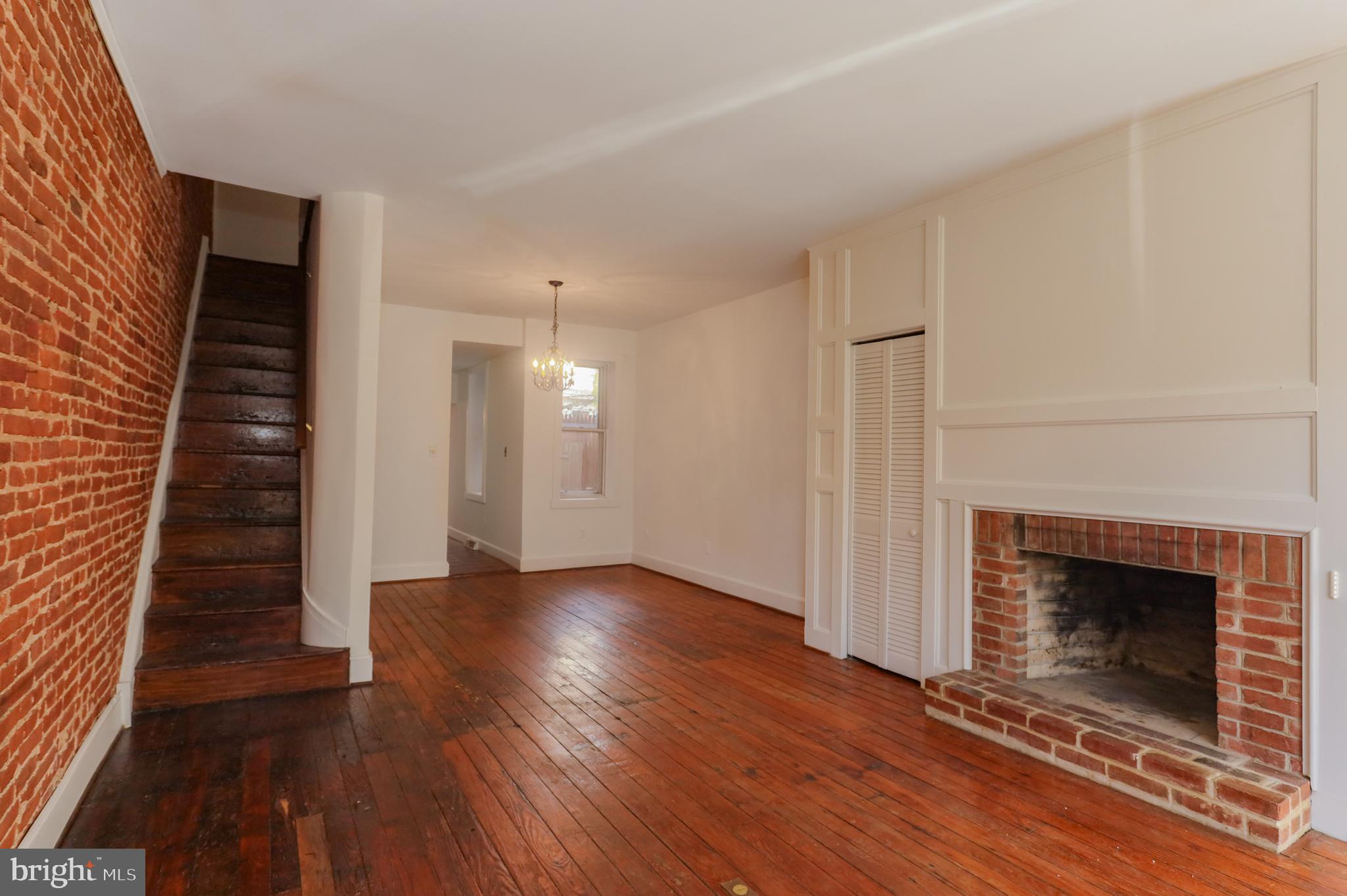 1019 N MONROE STREET