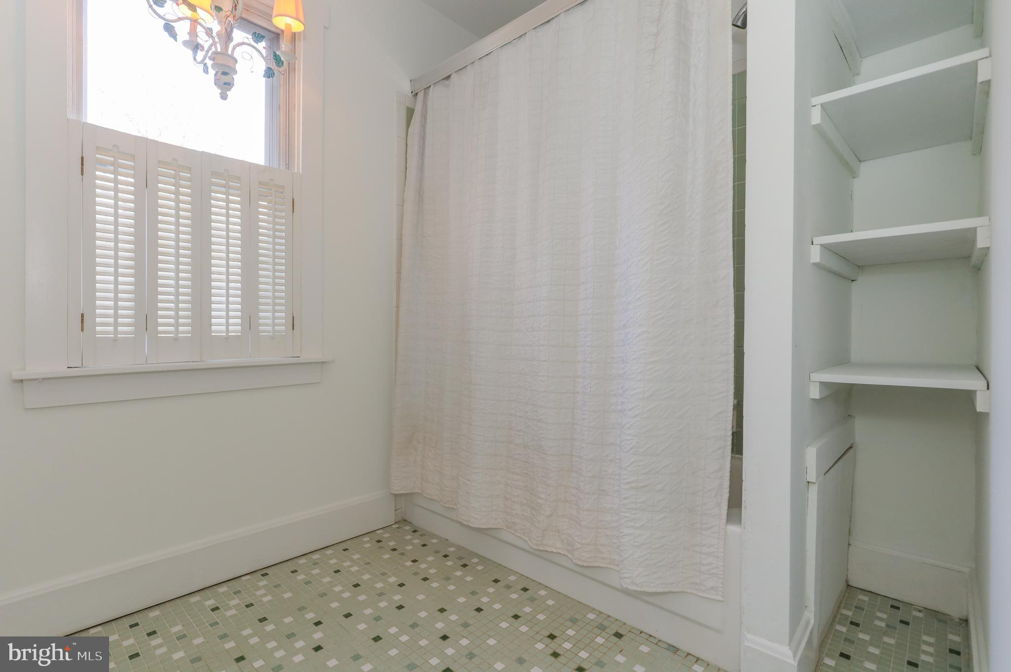 1019 N MONROE STREET