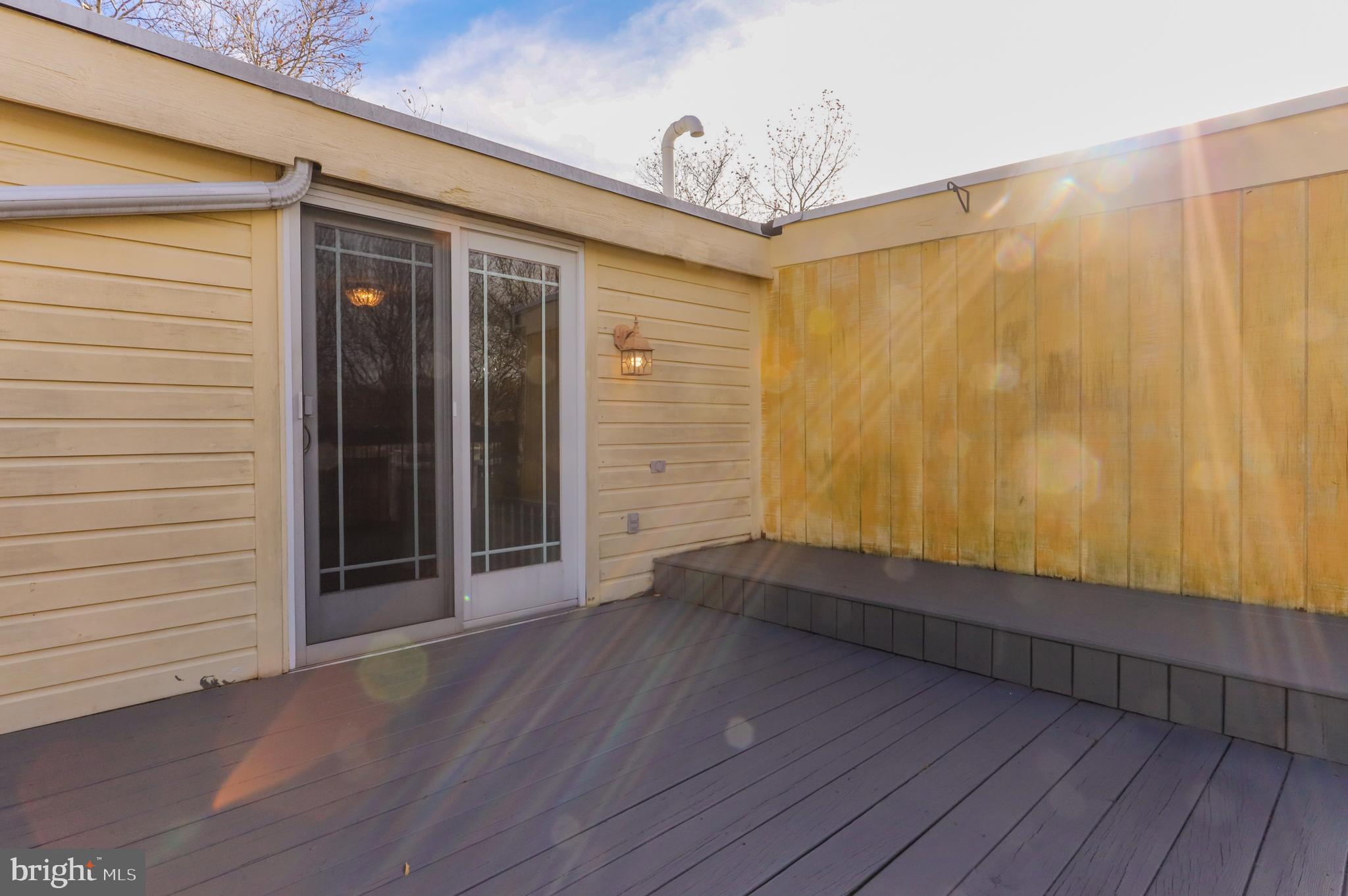 1019 N MONROE STREET