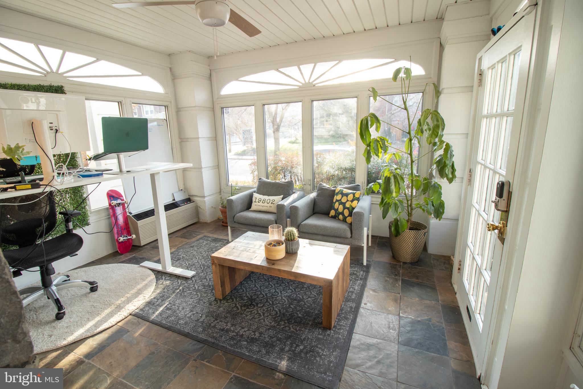 2215 N HARRISON STREET