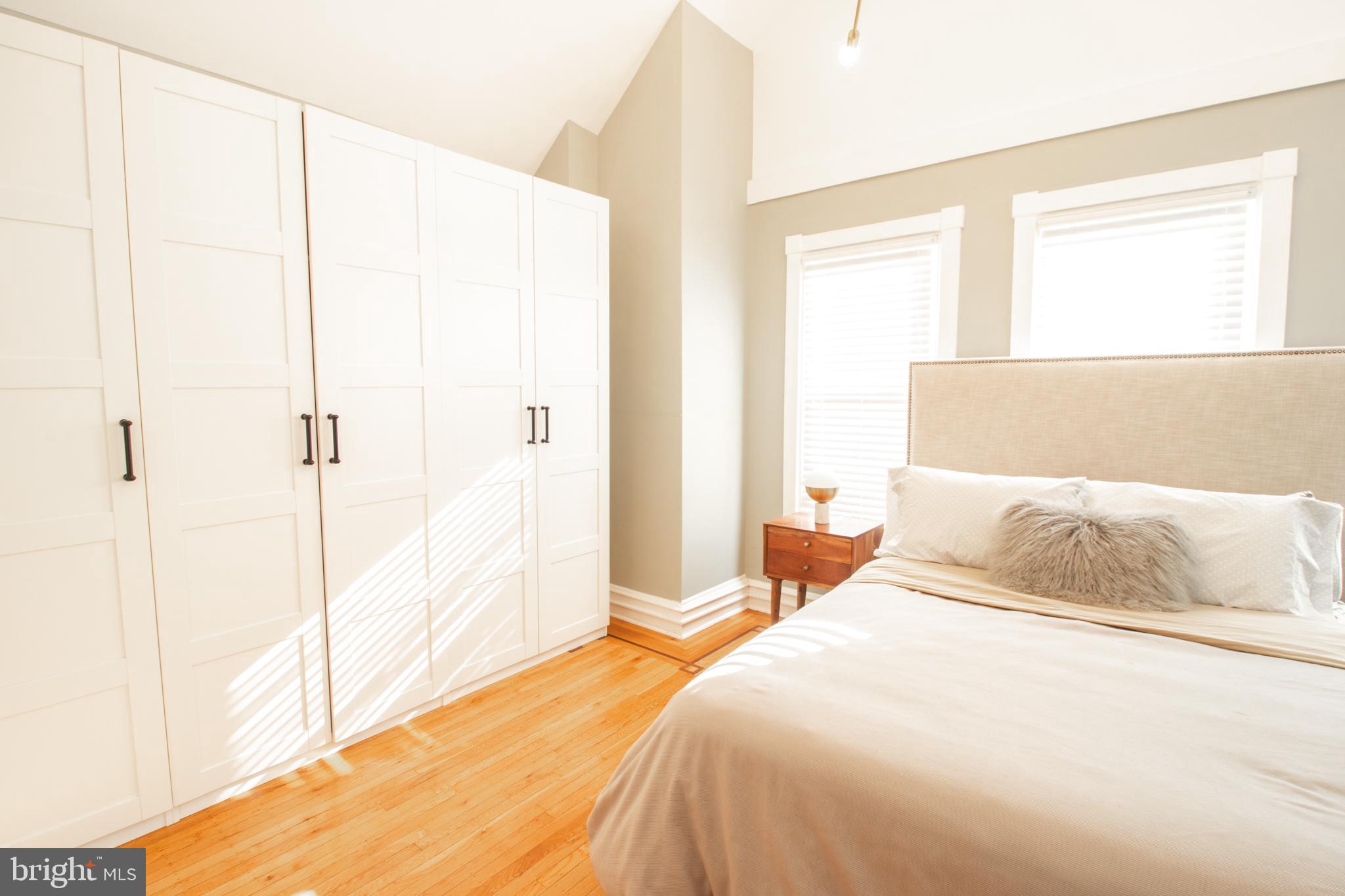 2215 N HARRISON STREET