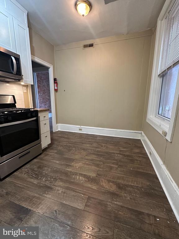 224 W 14TH STREET 2