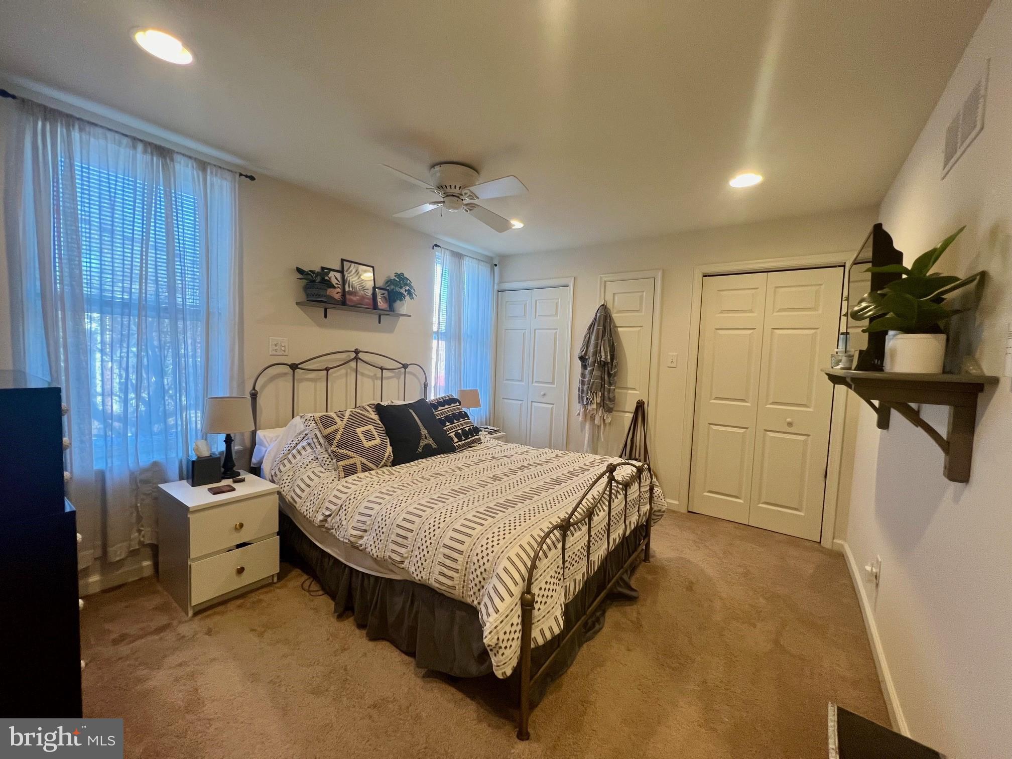 1908 N LINCOLN STREET