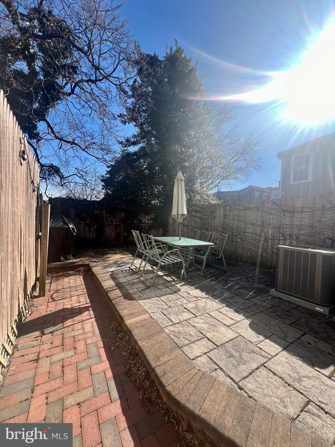 1908 N LINCOLN STREET