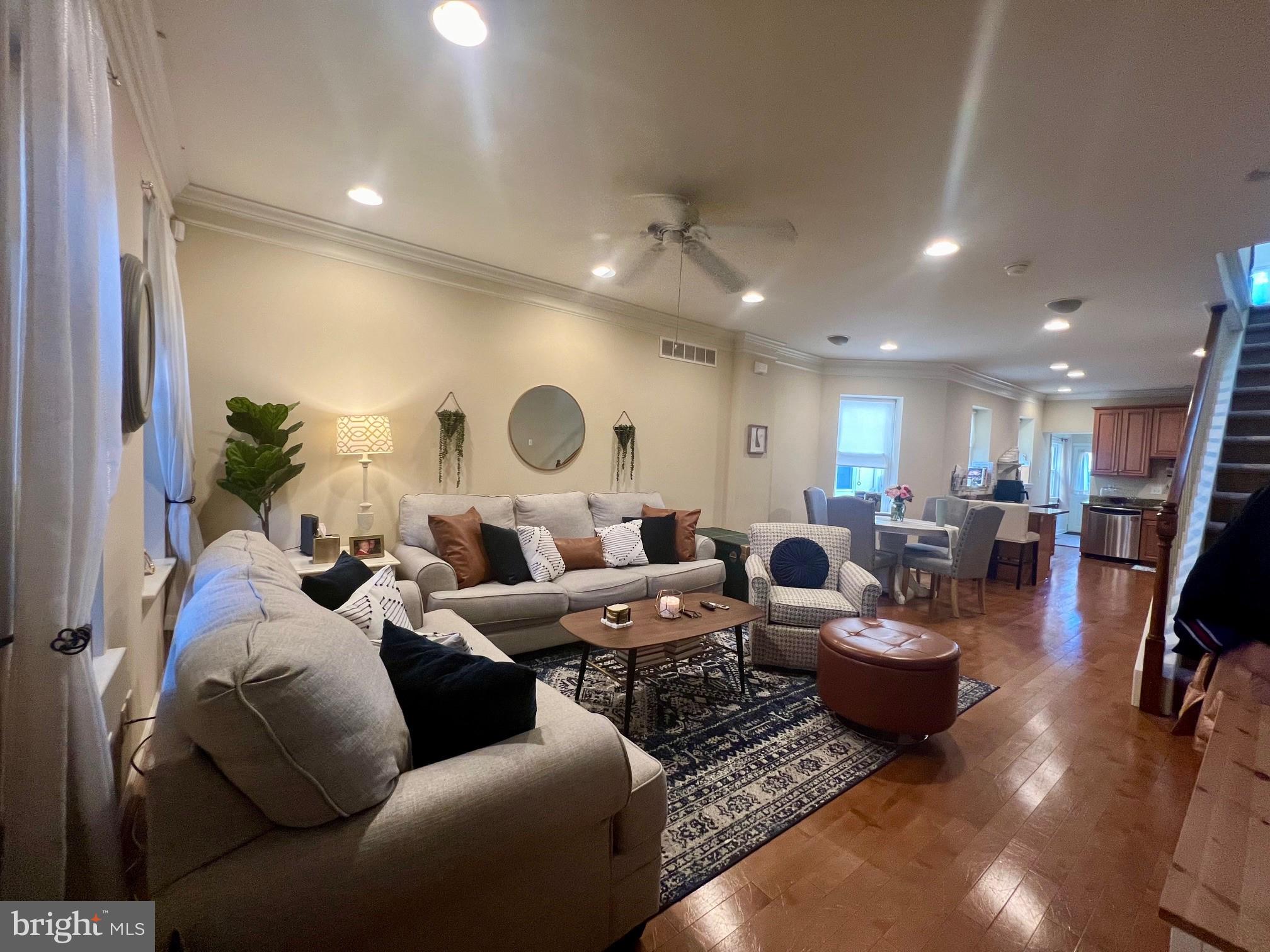 1908 N LINCOLN STREET