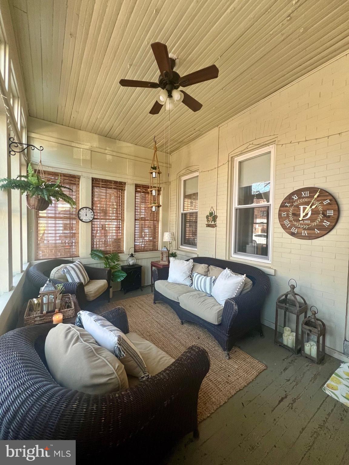 1908 N LINCOLN STREET