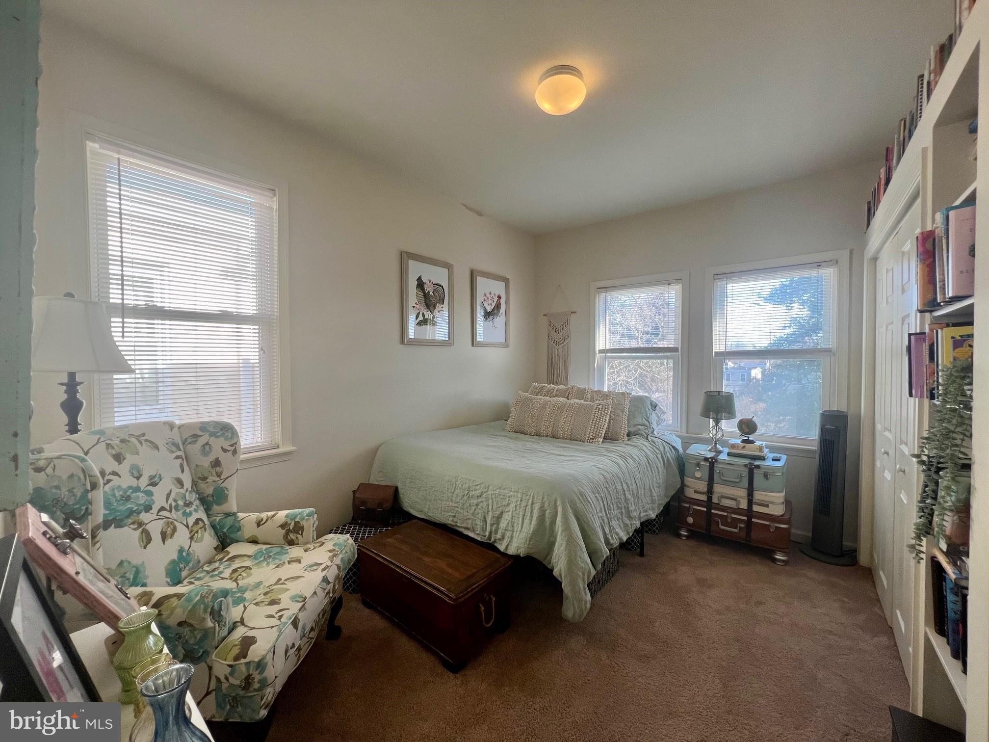 1908 N LINCOLN STREET