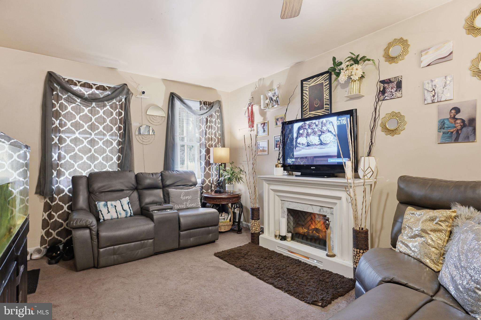 112 E 4TH STREET