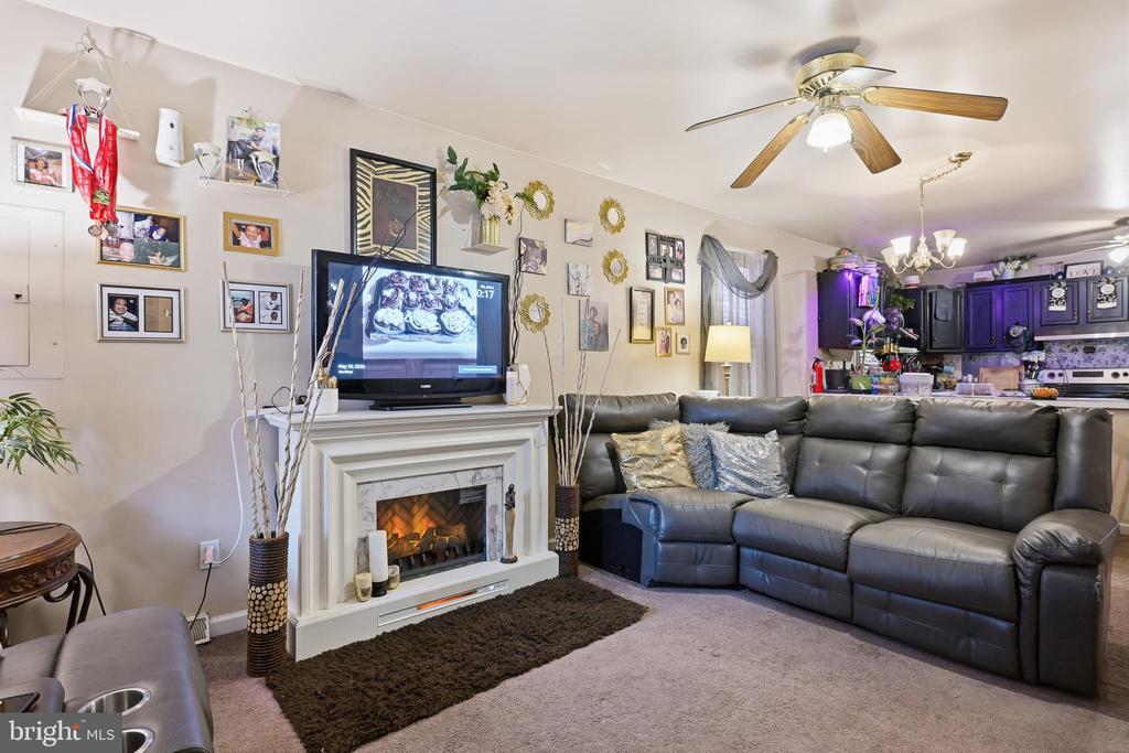 112 E 4TH STREET