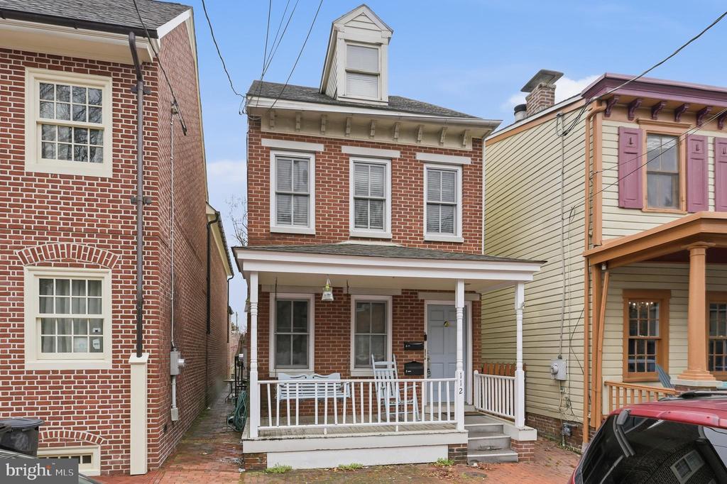 112 E 4TH STREET
